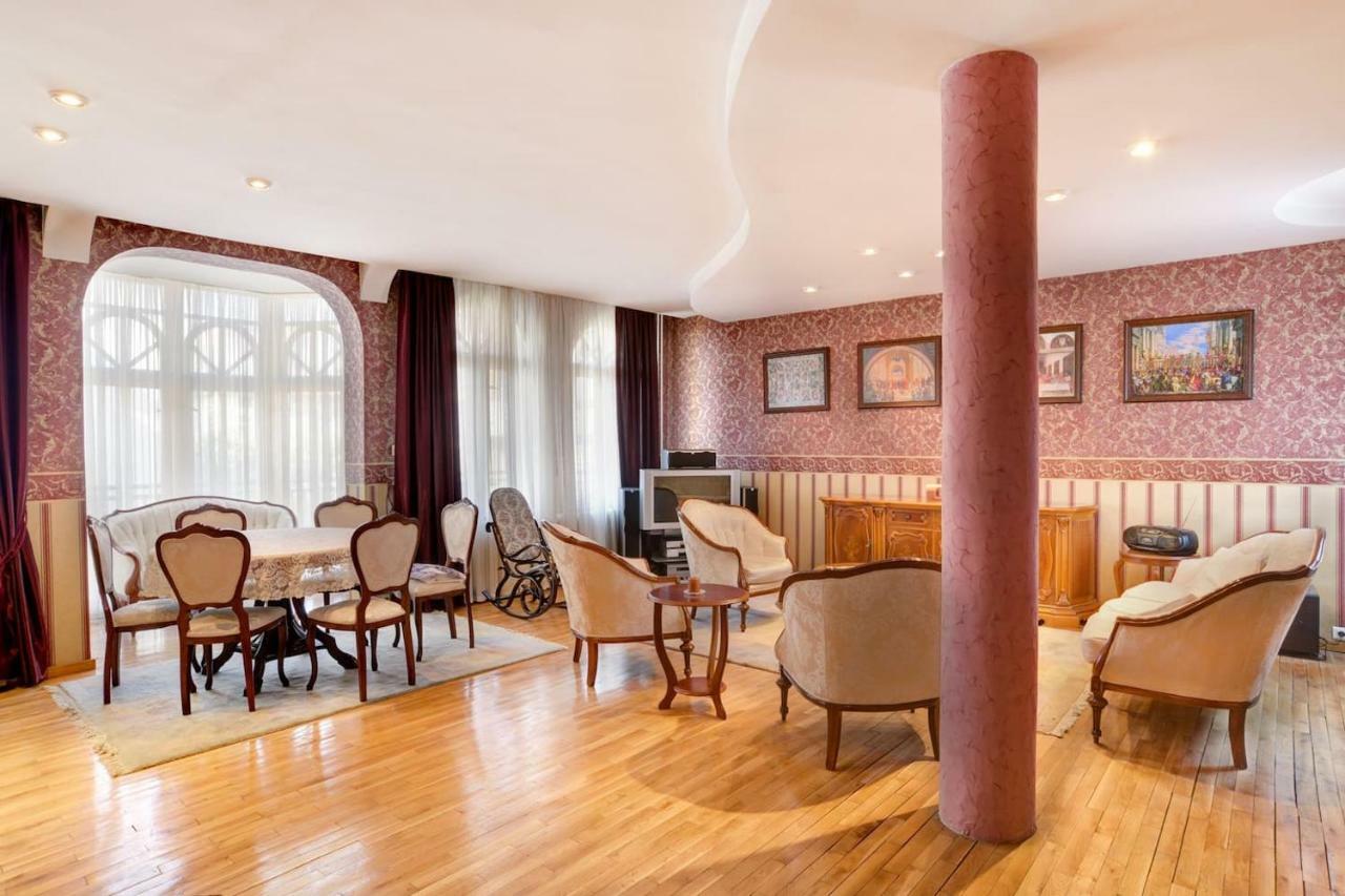 Aristocratic, Elegant, Designer Top Central Apartment София Экстерьер фото