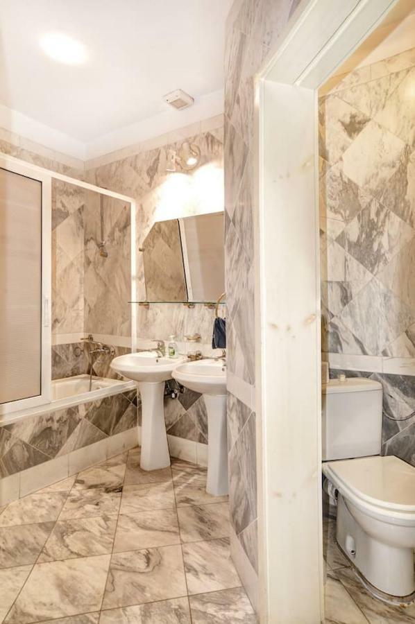 Aristocratic, Elegant, Designer Top Central Apartment София Экстерьер фото