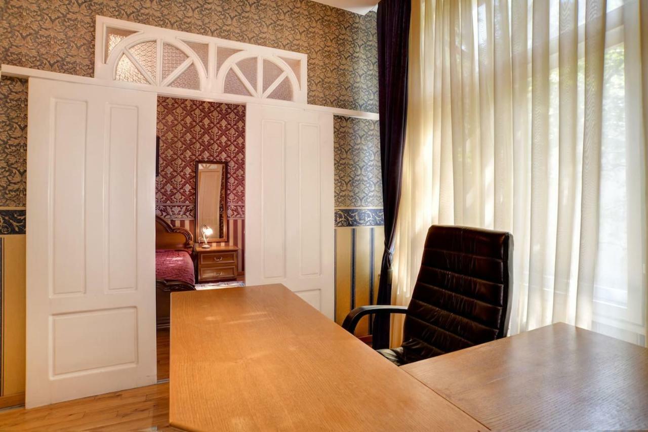 Aristocratic, Elegant, Designer Top Central Apartment София Экстерьер фото