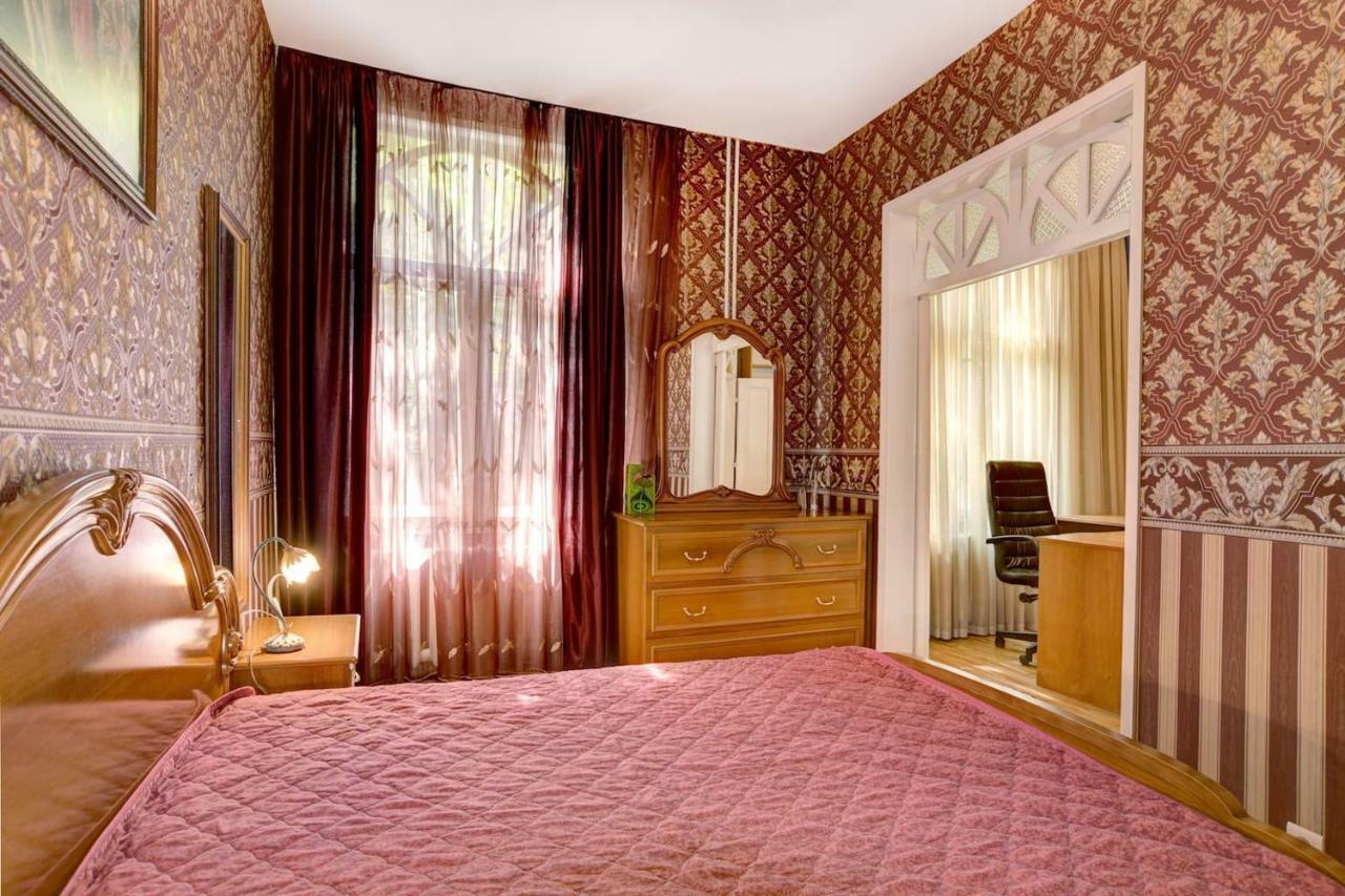 Aristocratic, Elegant, Designer Top Central Apartment София Экстерьер фото